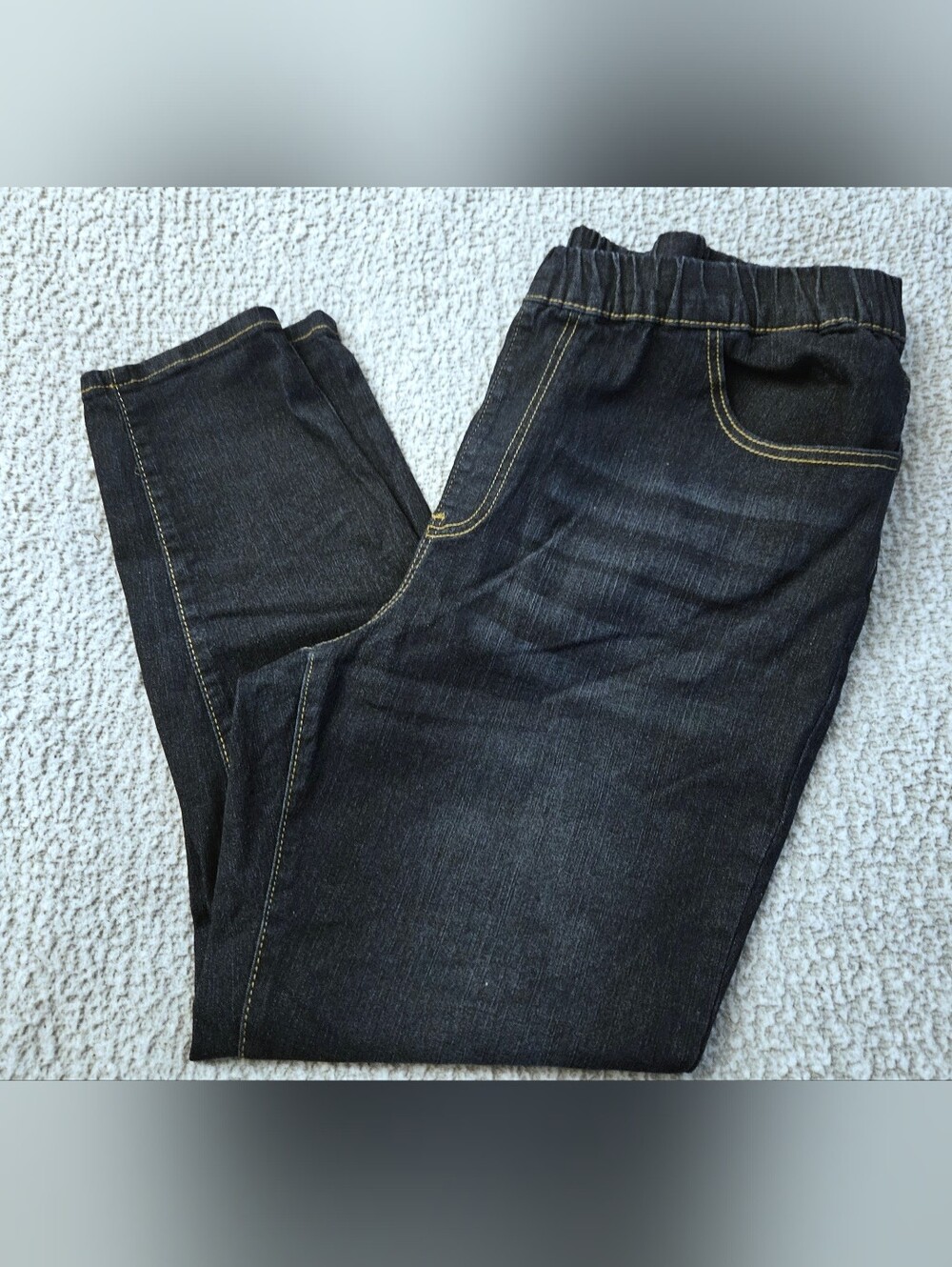 SHEIN Dark Wash Black Denim Skinny Jeans with Yellow Stitching